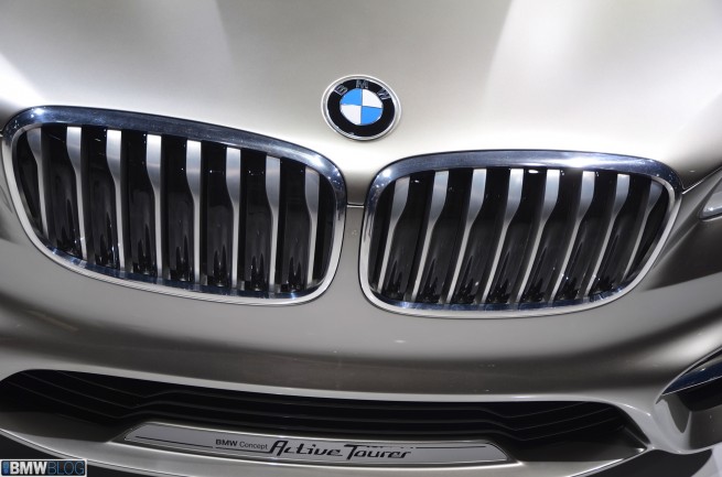 bmw-active-tourer-paris-2012-30