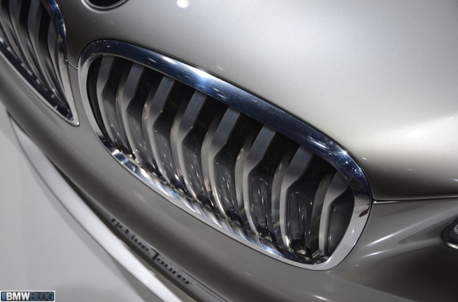bmw-active-tourer-paris-2012-35