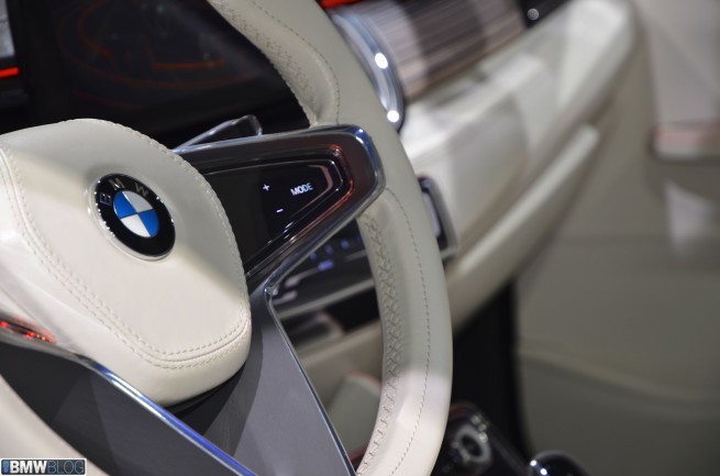 bmw-active-tourer-paris-2012-50