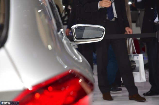 bmw-active-tourer-paris-2012-61