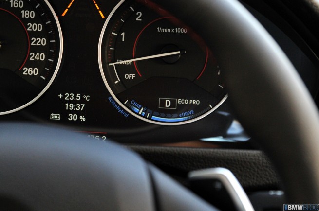 bmw-activehybrid3-19