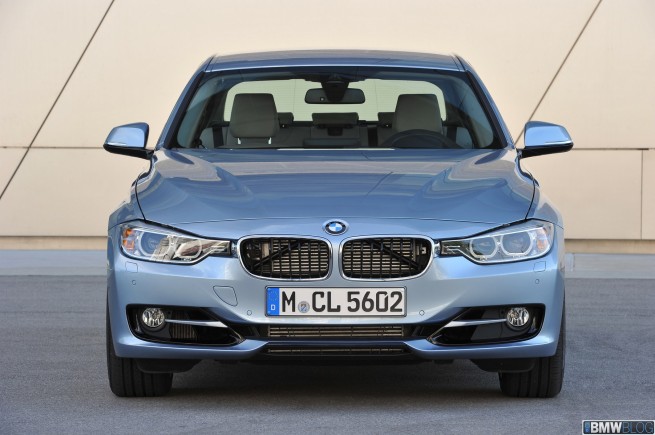 bmw-activehybrid3-36
