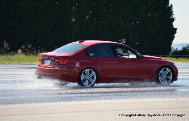 bmw-f30-performance-center-07