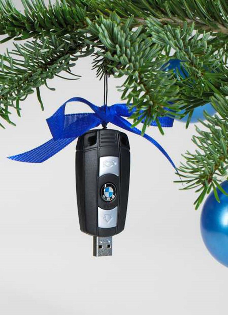 How to use bmw usb key gift