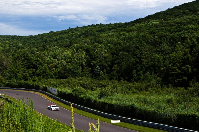 bmw-lime-rock-39