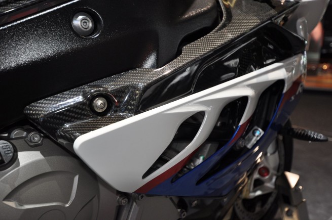bmw-s1000RR-HP-15