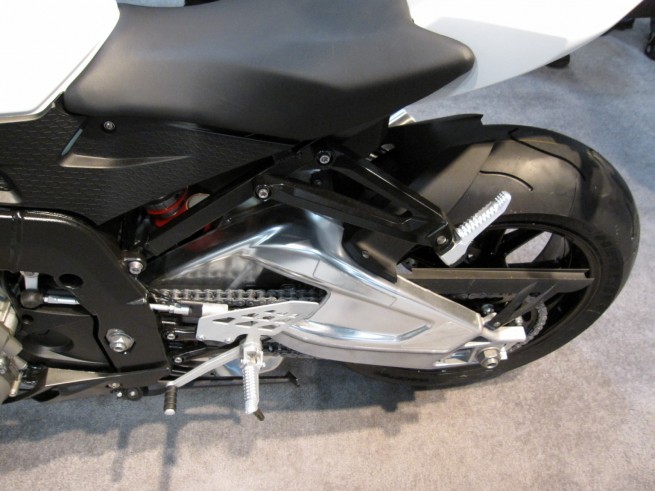 bmw-s1000rr-3