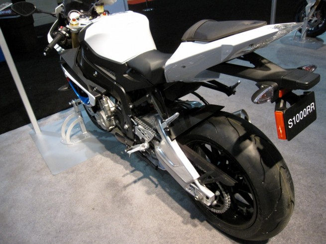 bmw-s1000rr-33