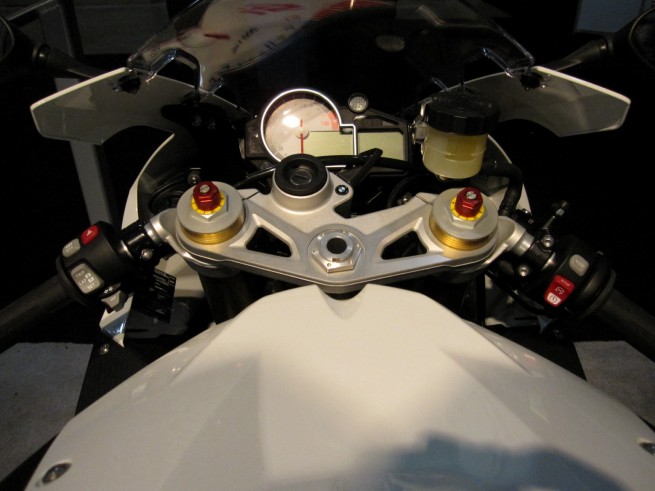 bmw-s1000rr-42