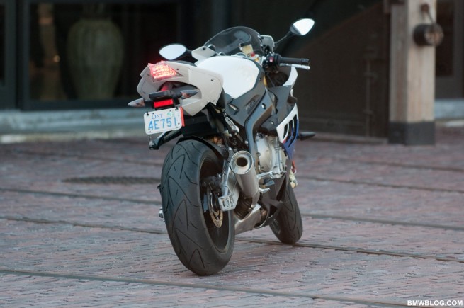 bmw-s1000rr-review-18