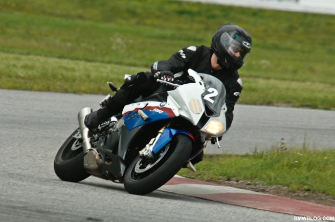 bmw-s1000rr-review-22