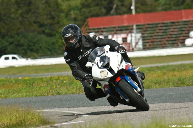 bmw-s1000rr-review-28