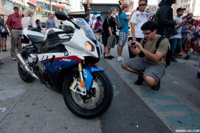 bmw-s1000rr-review-3