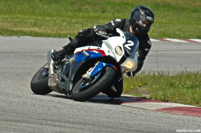 bmw-s1000rr-review-39