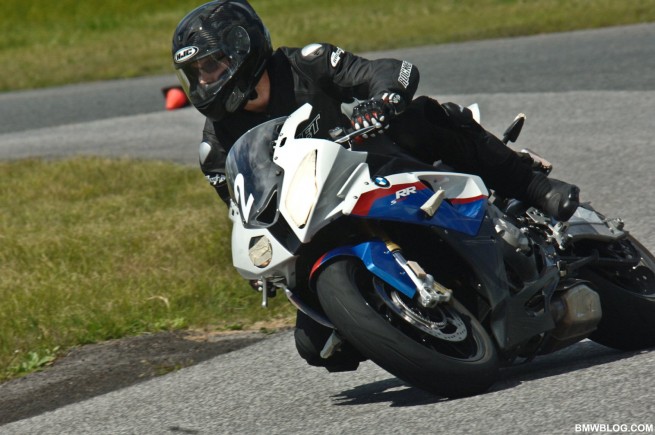 bmw-s1000rr-review-41