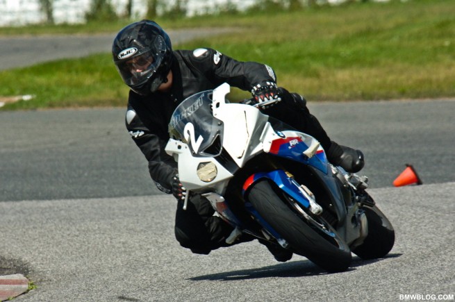 bmw-s1000rr-review-43