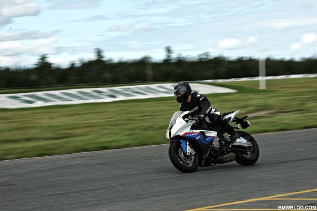 bmw-s1000rr-review-46