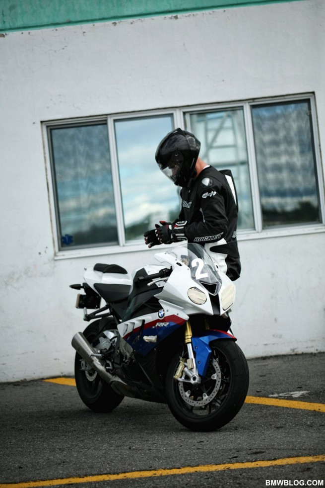 bmw-s1000rr-review-51