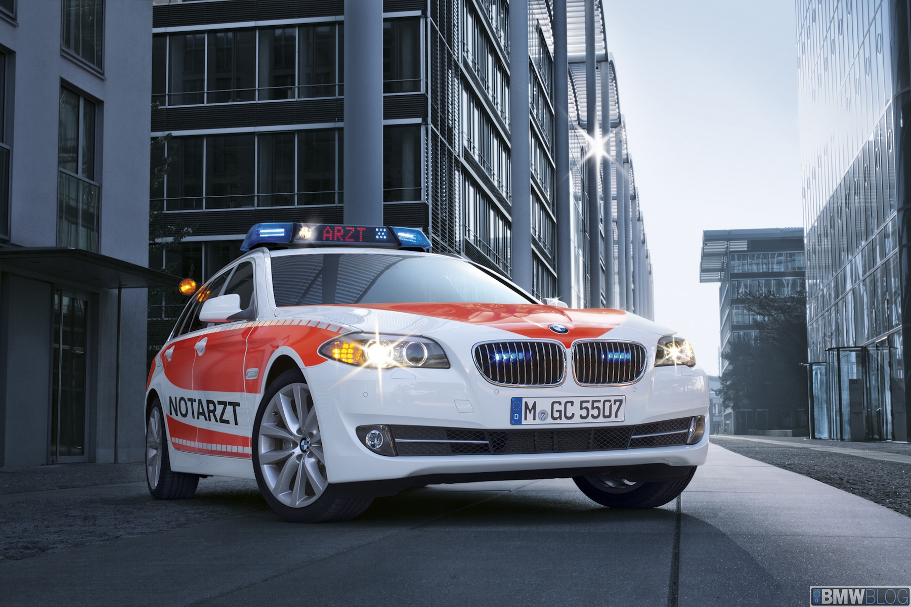 http://www.bmwblog.com/wp-content/uploads/bmw-safety-vehicles-07.jpg