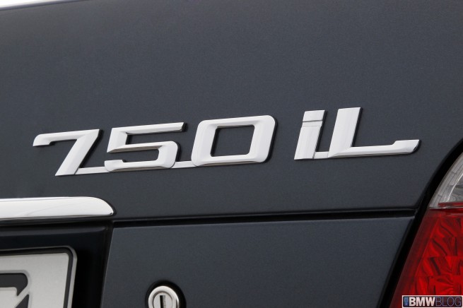 bmw-v12-29