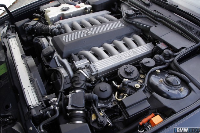 bmw-v12-45