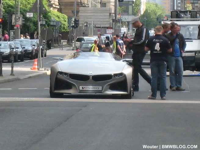 bmw-vision-commercial-06