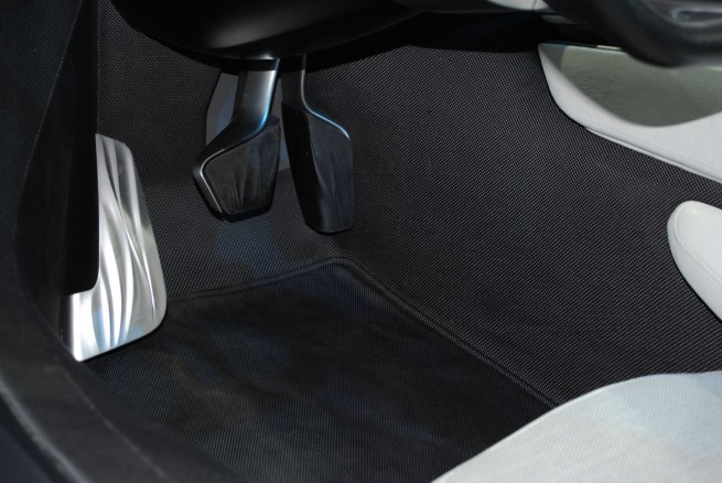 bmw-vision-concept-interior-[15]