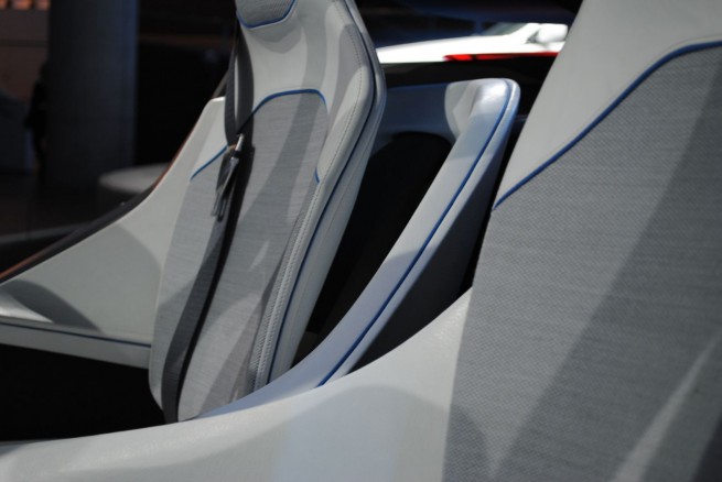 bmw-vision-concept-interior-[7]