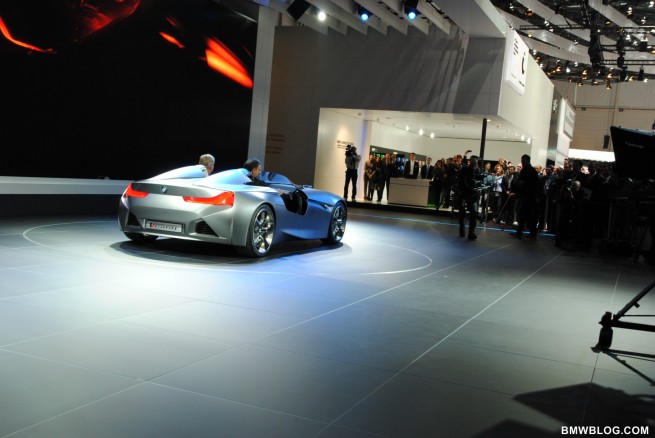 bmw-vision-connecteddrive-geneva-119