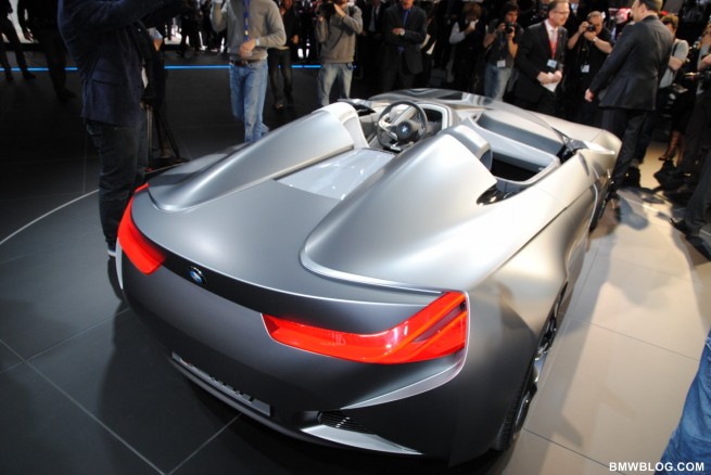 bmw-vision-connecteddrive-geneva-76