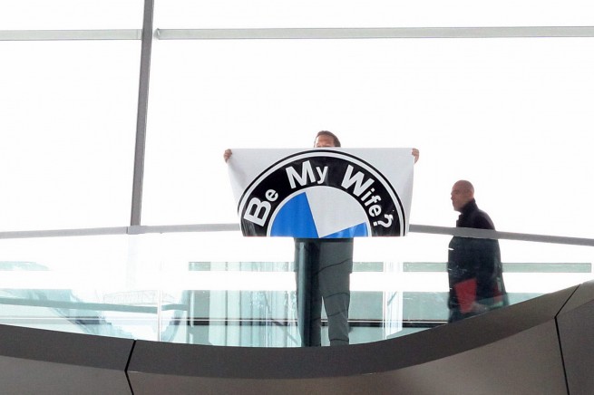 bmw-welt-03