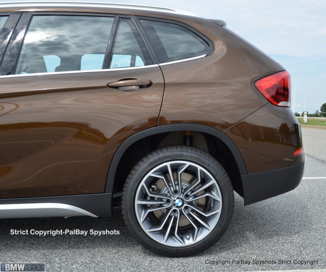 bmw-x1-brown-10