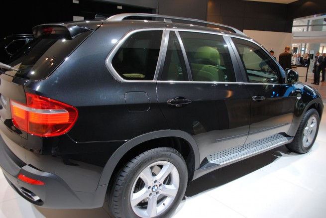 bmw-x5-security-10