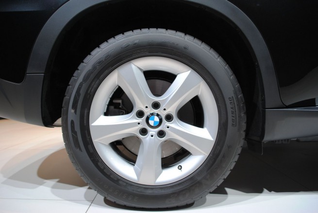 bmw-x5-security-12