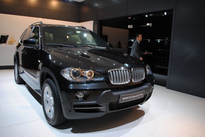 bmw-x5-security-9