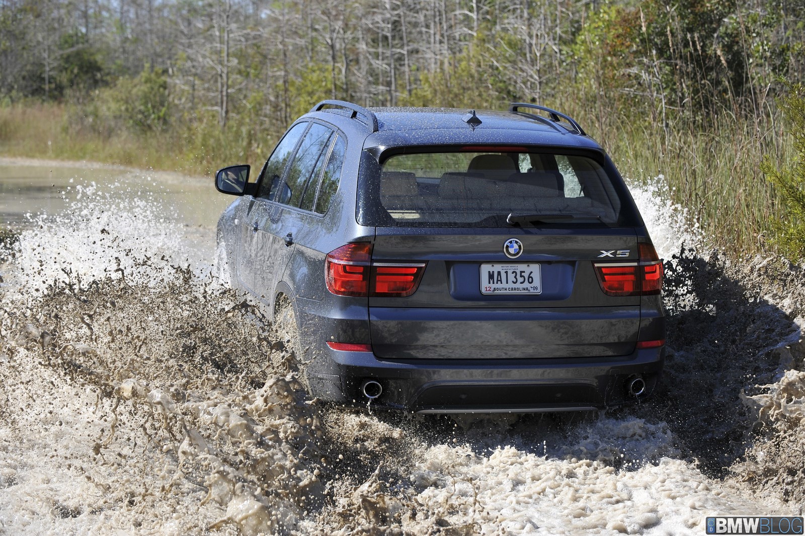 Bmw x5 vs porsche cayenne diesel #6