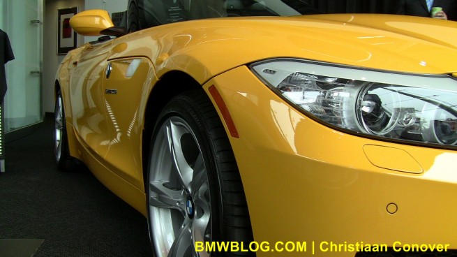bmw-z4-sdrive28i-yellow-04