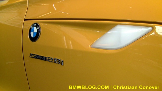 bmw-z4-sdrive28i-yellow-05