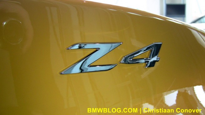 bmw-z4-sdrive28i-yellow-14