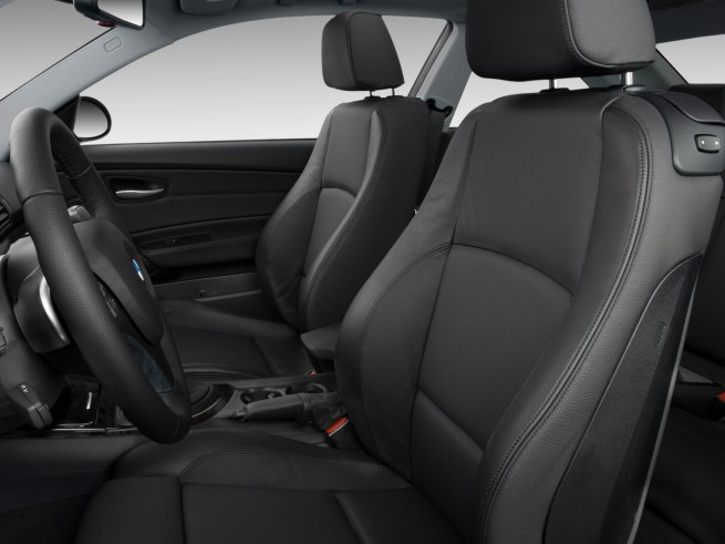 bmw_1_series_128i_coupe_2009_interior_frontseat