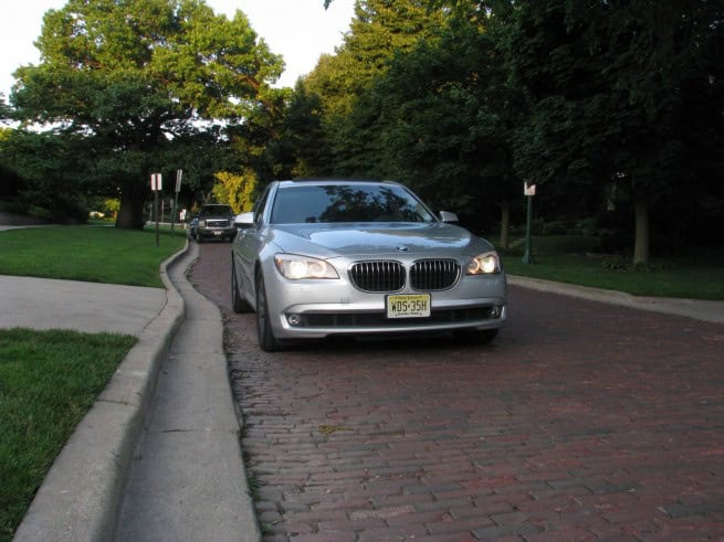 bmw_750i_test_drive-17