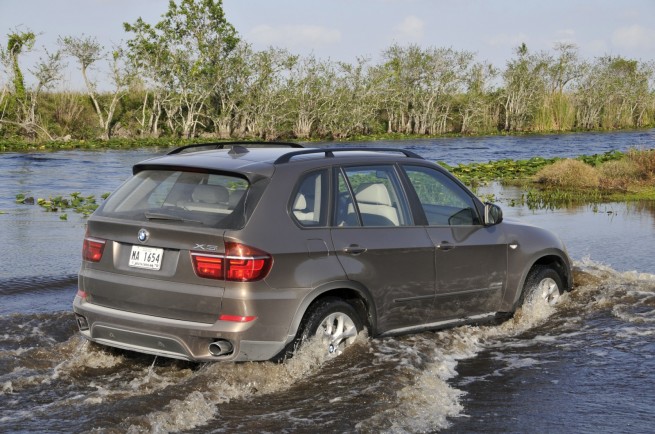 bmw_X5xDrive35i-120