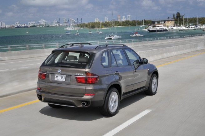 bmw_X5xDrive35i-16