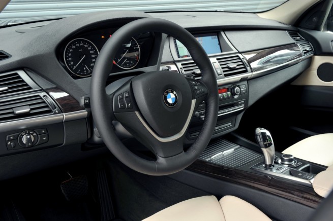 bmw_X5xDrive35i-175