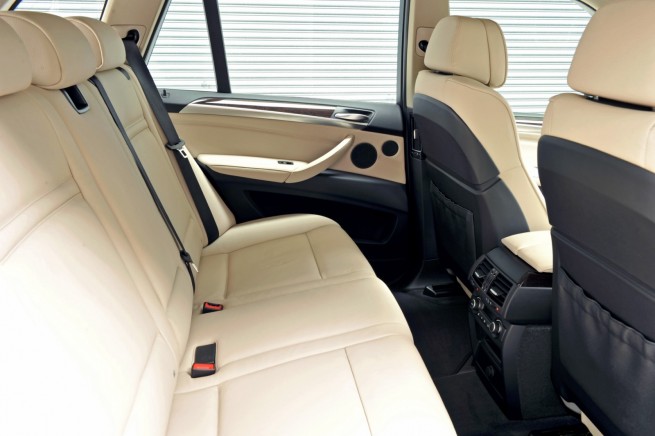 bmw_X5xDrive35i-180
