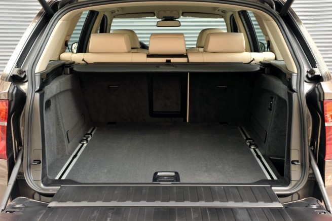 bmw_X5xDrive35i-183