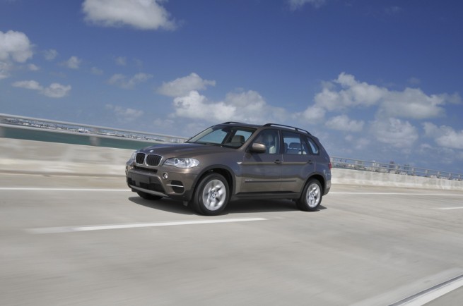 bmw_X5xDrive35i-19