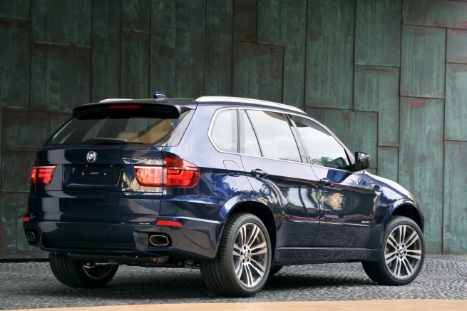 bmw_X5xDrive35i-191