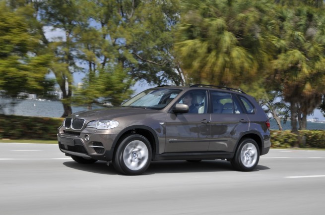 bmw_X5xDrive35i-22