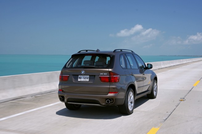 bmw_X5xDrive35i-73